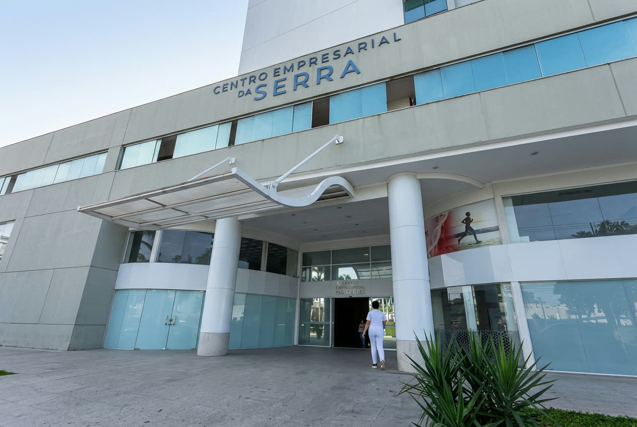 Fachada do Centro Empresarial da Serra, onde fica a Clínica Refletir